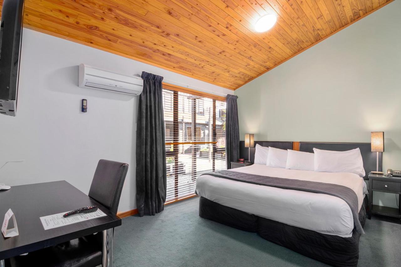 Riverside Hotel Marlborough Бленхайм Екстериор снимка