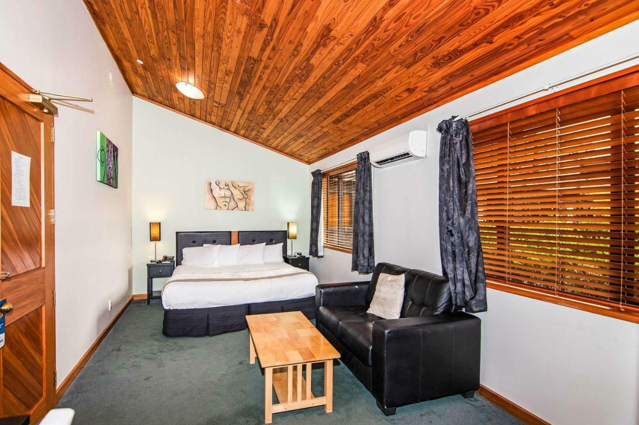 Riverside Hotel Marlborough Бленхайм Екстериор снимка